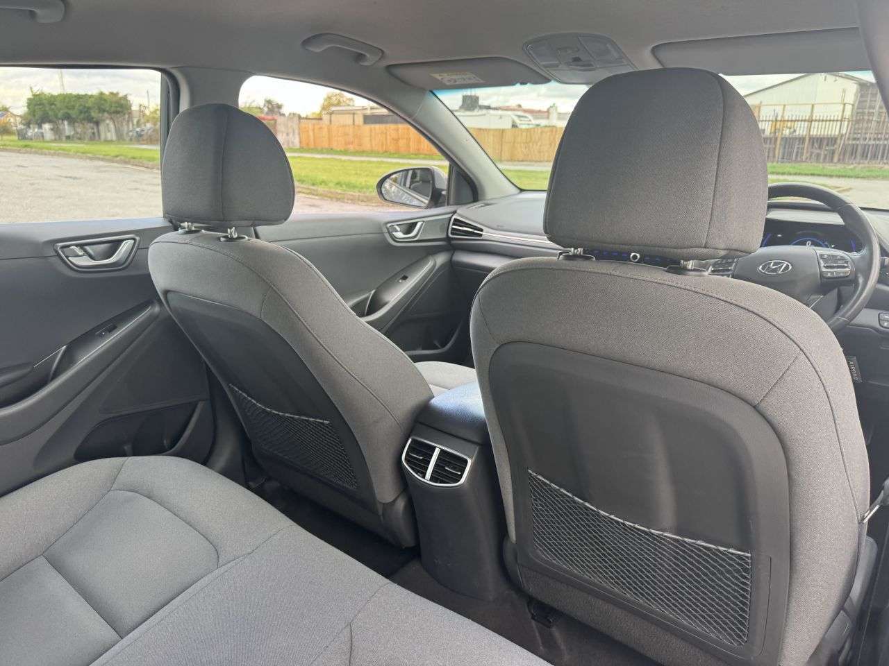 0 HYUNDAI IONIQ 0 HYUNDAI IONIQ