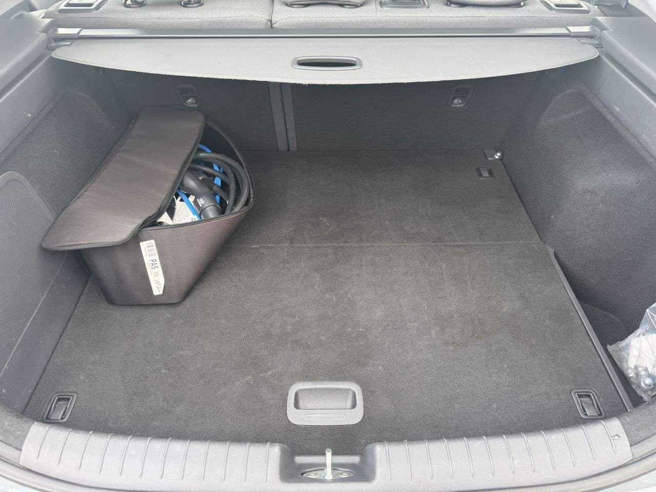 0 HYUNDAI IONIQ 0 HYUNDAI IONIQ