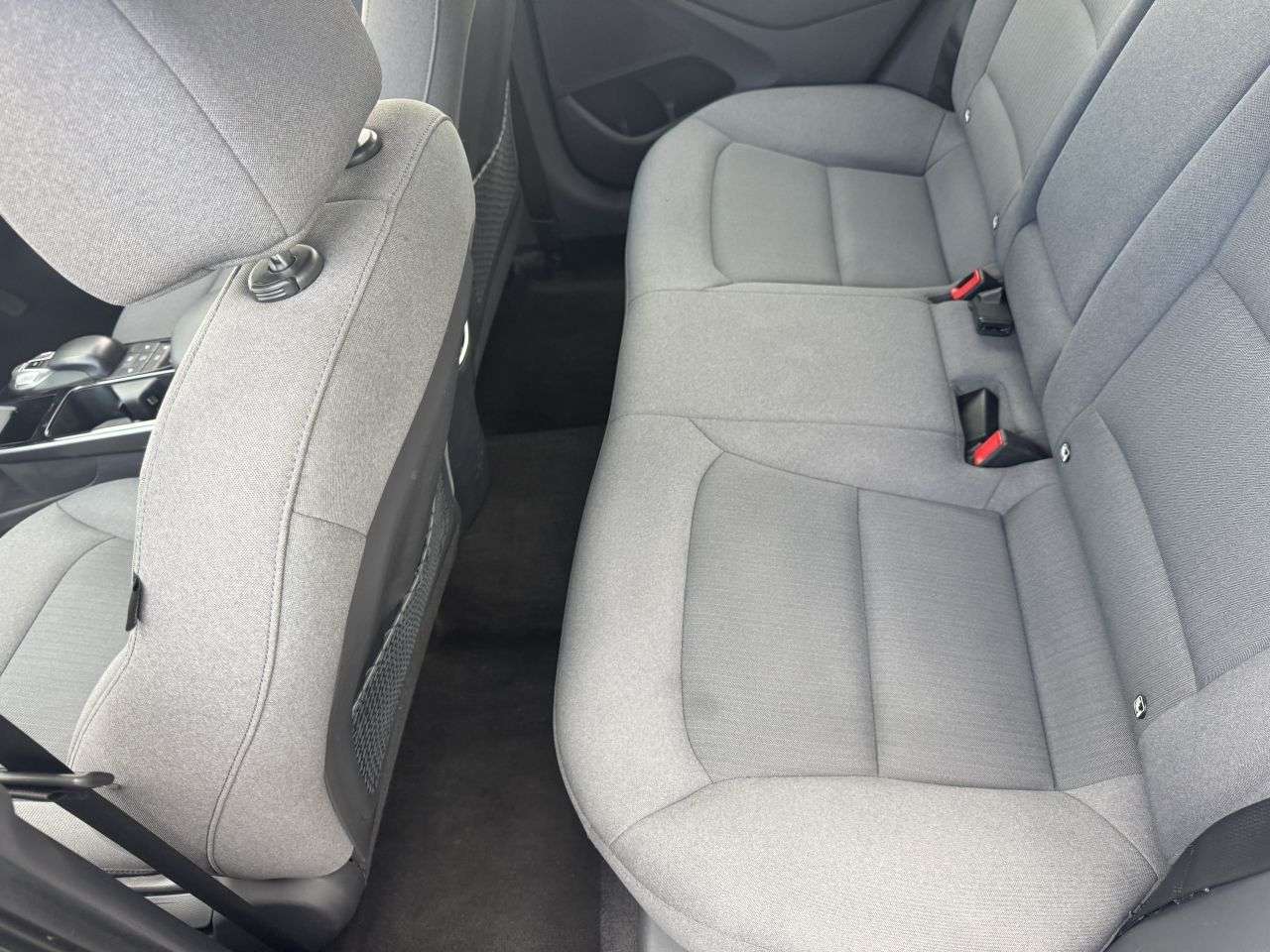 0 HYUNDAI IONIQ 0 HYUNDAI IONIQ