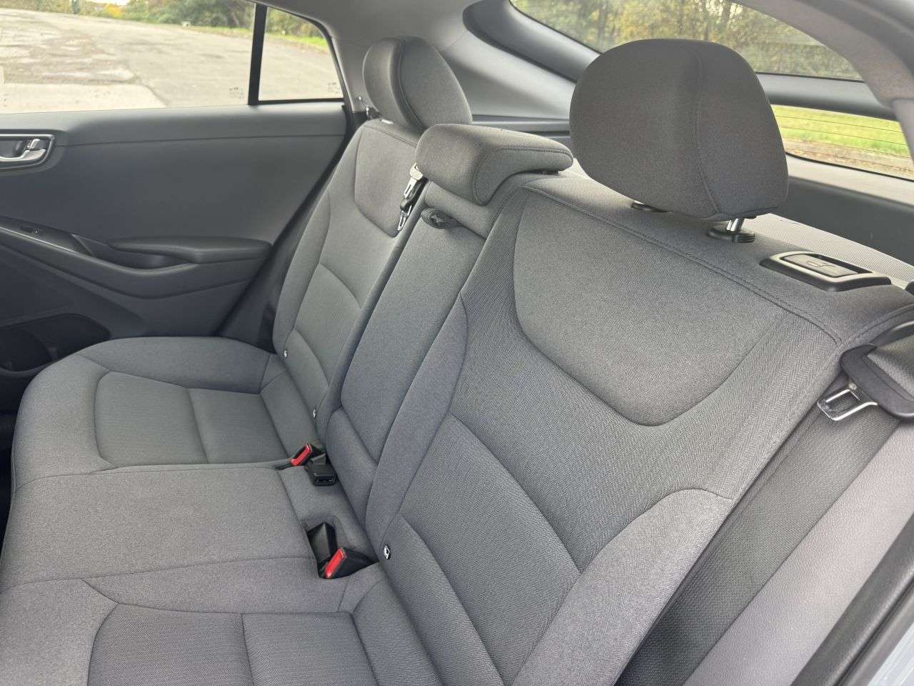 0 HYUNDAI IONIQ 0 HYUNDAI IONIQ