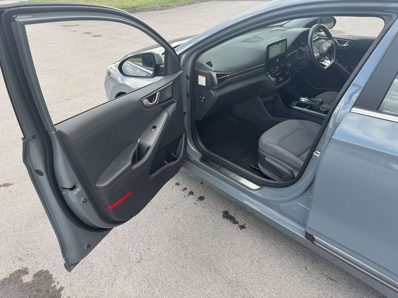 0 HYUNDAI IONIQ 0 HYUNDAI IONIQ