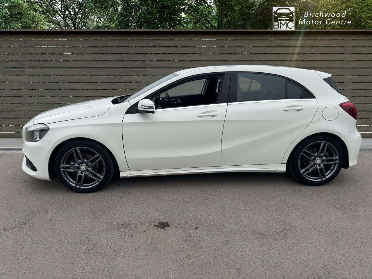 A 2017 MERCEDES A-CLASS A 180 D AMG LINE A 2017 MERCEDES A-CLASS A 180 D AMG LINE