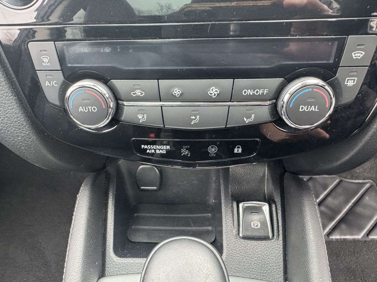 2015 NISSAN QASHQAI 2015 NISSAN QASHQAI