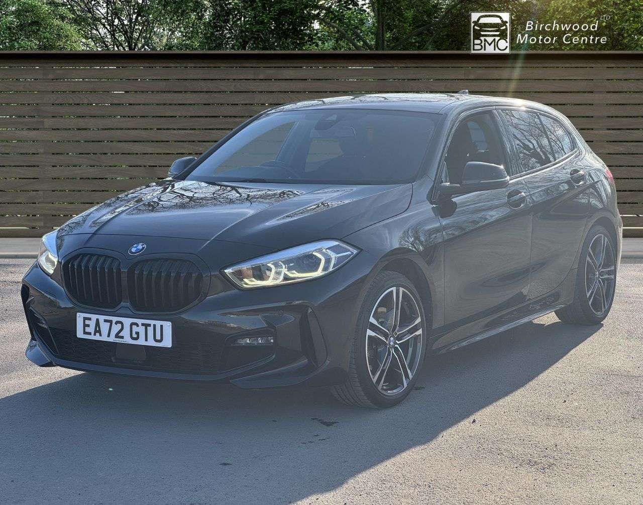 A 2022 BMW 1 SERIES 1.5 118i M Sport (LCP) Hatchback 5dr Petrol DCT Euro 6 (s/s) (136 ps) LEATH A 2022 BMW 1 SERIES 1.5 118i M Sport (LCP) Hatchback 5dr Petrol DCT Euro 6 (s/s) (136 ps) LEATH
