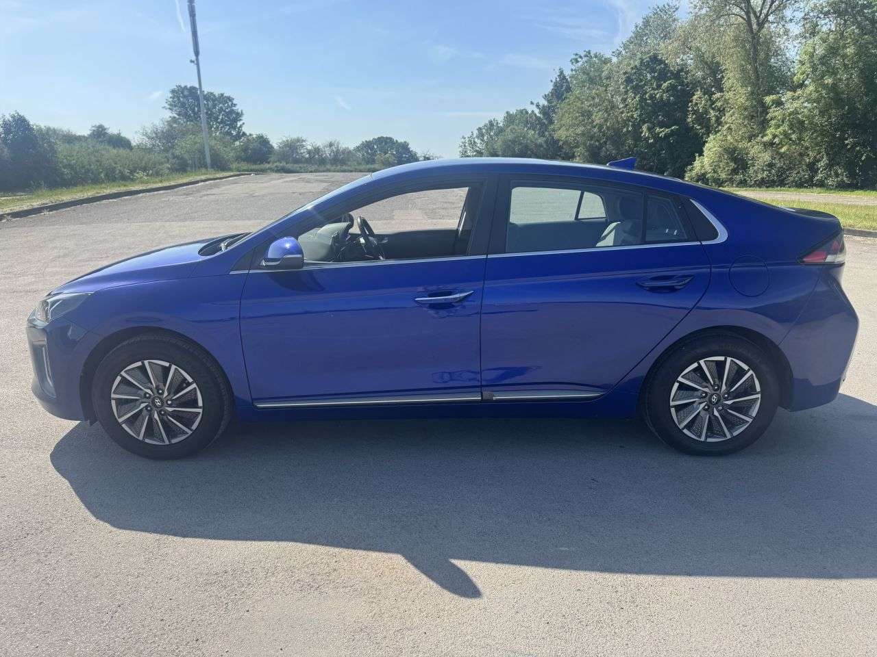 2021 HYUNDAI IONIQ 2021 HYUNDAI IONIQ