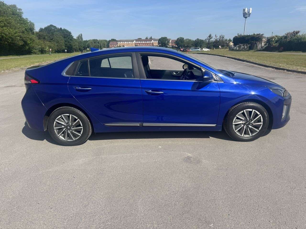 2021 HYUNDAI IONIQ 2021 HYUNDAI IONIQ