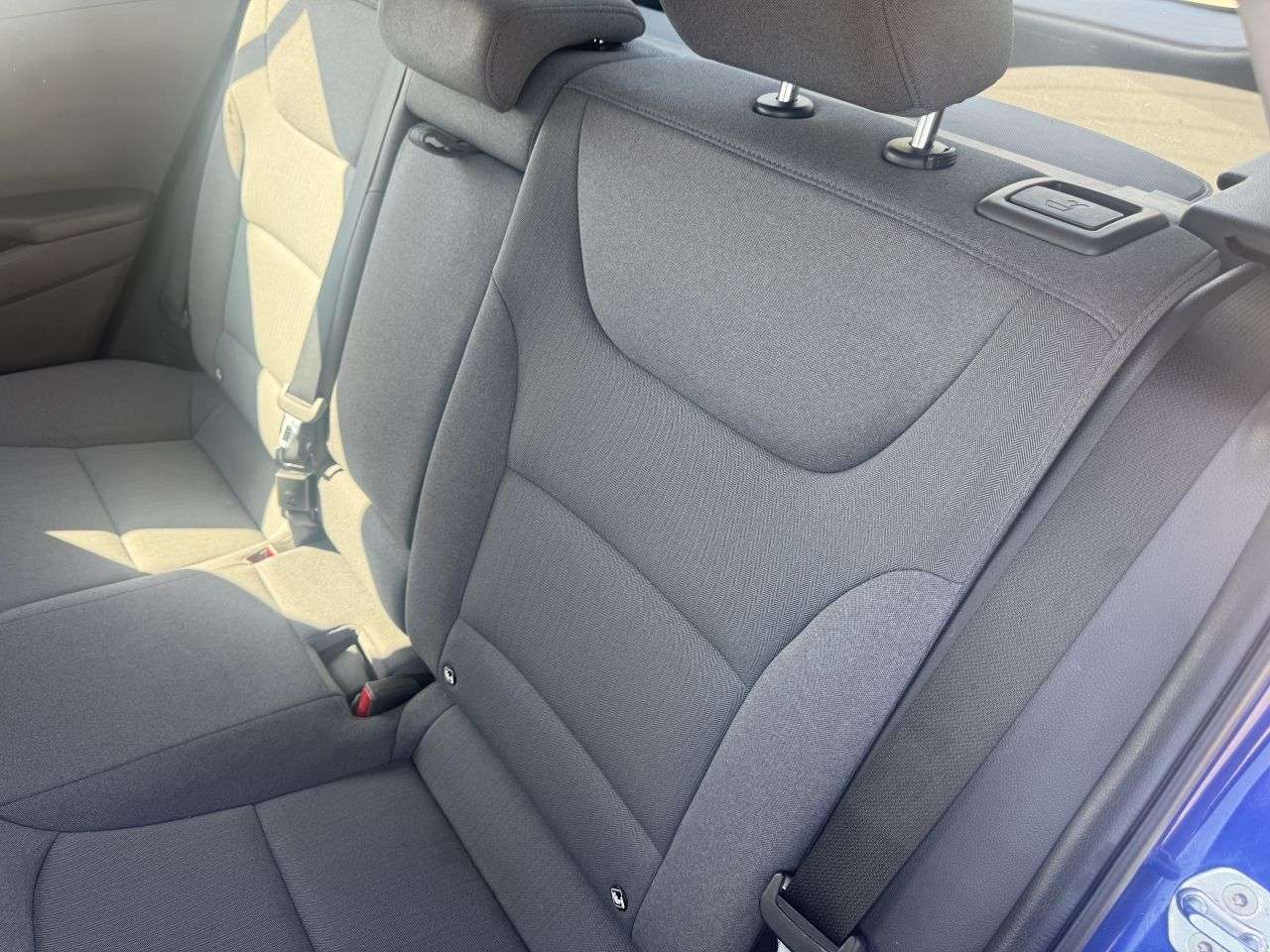 2021 HYUNDAI IONIQ 2021 HYUNDAI IONIQ