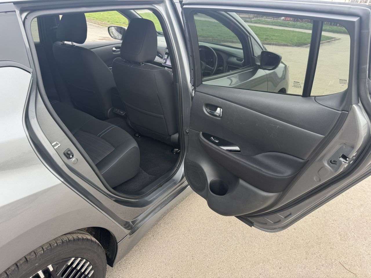 2022 NISSAN LEAF 2022 NISSAN LEAF