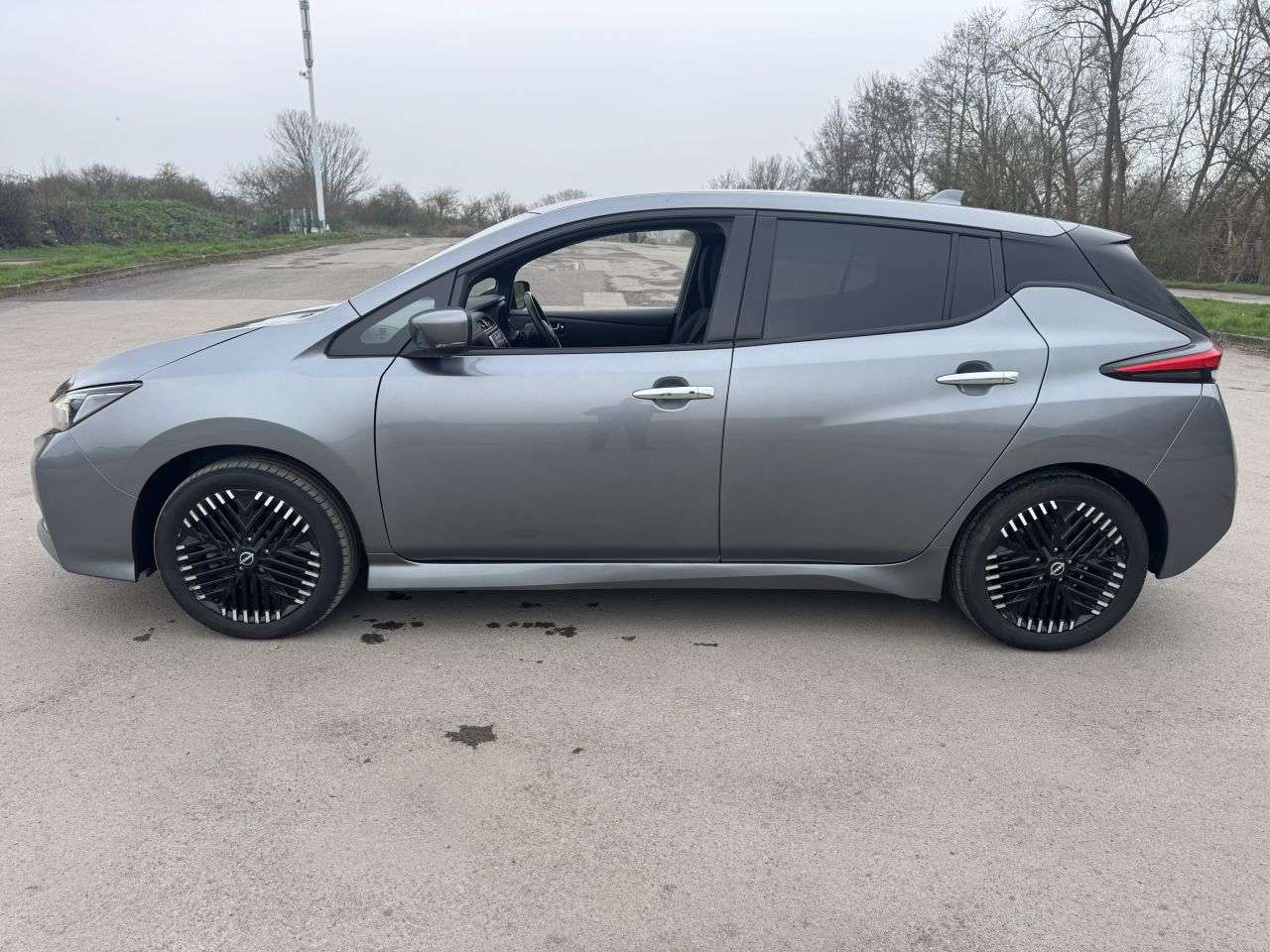 2022 NISSAN LEAF 2022 NISSAN LEAF