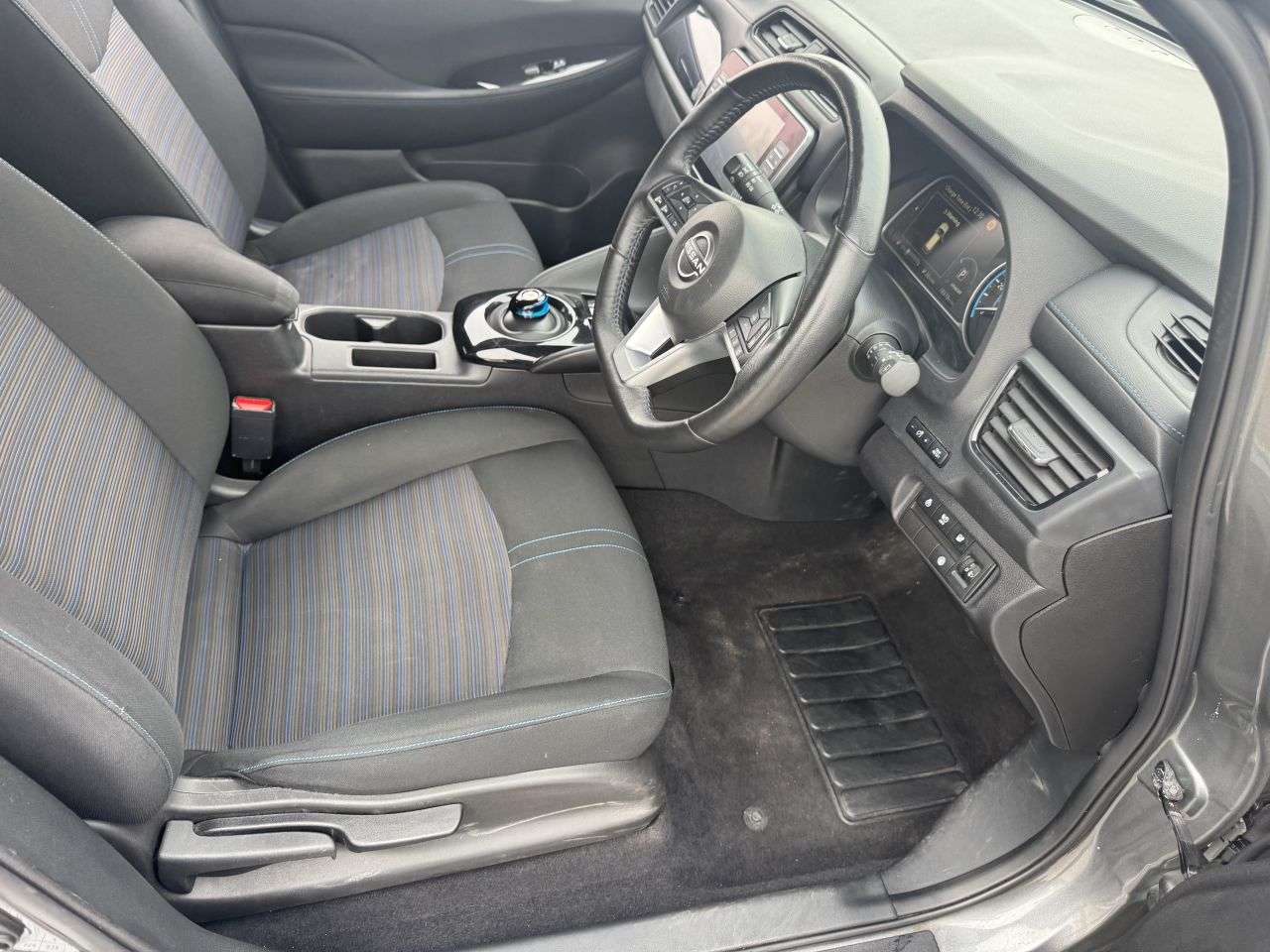 2022 NISSAN LEAF 2022 NISSAN LEAF