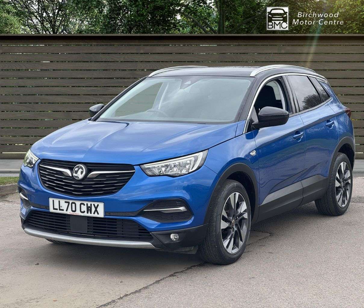 A 2020 VAUXHALL GRANDLAND X 1.2 Turbo SE Premium SUV 5dr Petrol Manual Euro 6 (s/s) (130 ps) A 2020 VAUXHALL GRANDLAND X 1.2 Turbo SE Premium SUV 5dr Petrol Manual Euro 6 (s/s) (130 ps)