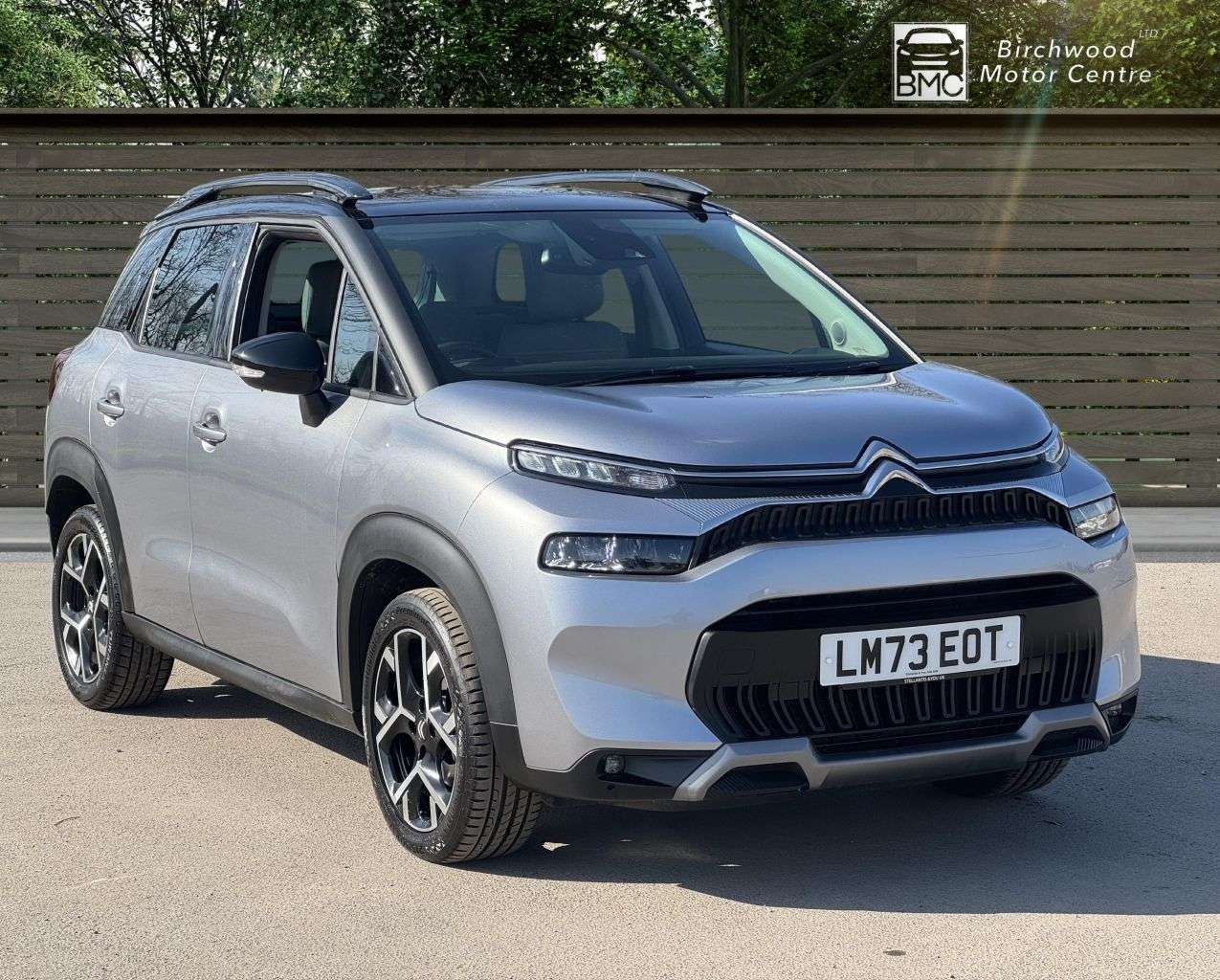 A 2023 CITROEN C3 AIRCROSS 1.2 PureTech Shine Plus SUV 5dr Petrol EAT6 Euro 6 (s/s) (130 ps) FULL SERV A 2023 CITROEN C3 AIRCROSS 1.2 PureTech Shine Plus SUV 5dr Petrol EAT6 Euro 6 (s/s) (130 ps) FULL SERV