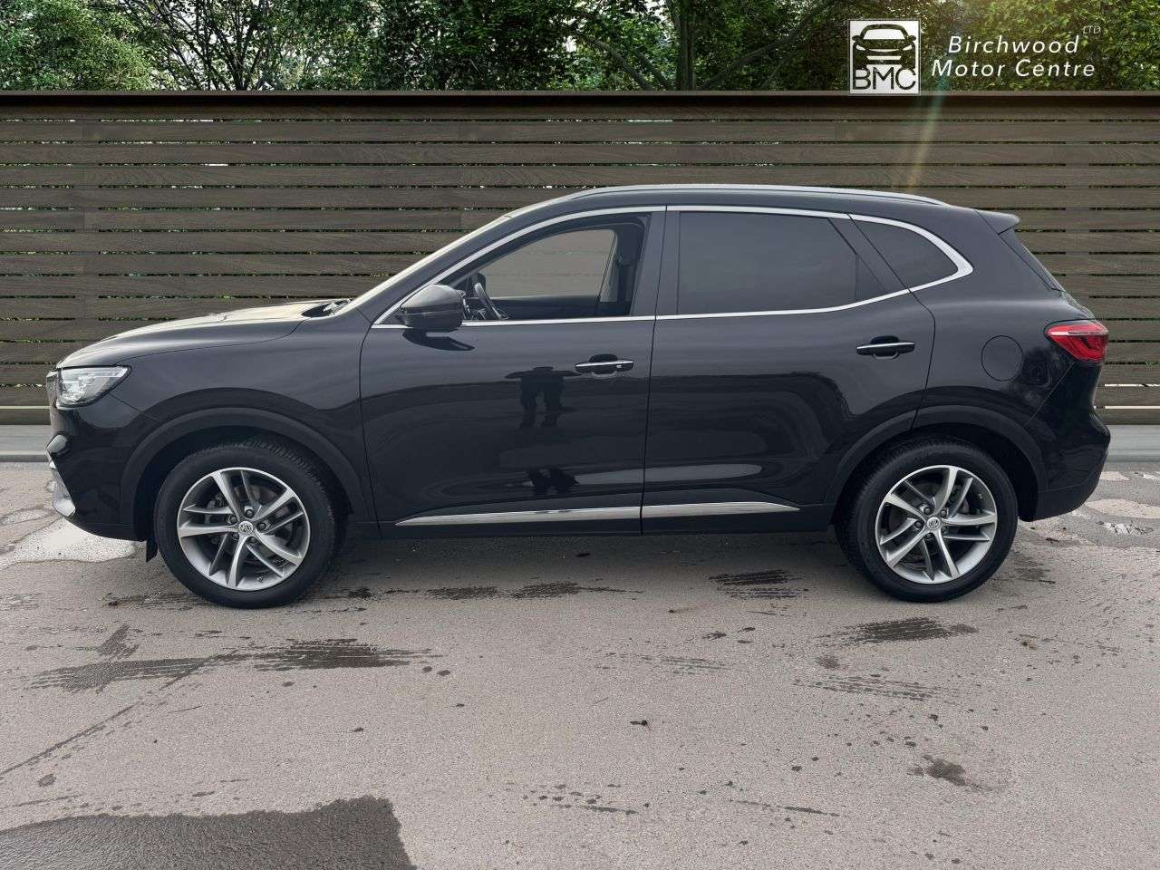 A 2022 MG MG HS 1.5 T-GDI Exclusive SUV 5dr Petrol DCT Euro 6 (s/s) (162 ps) SUV A 2022 MG MG HS 1.5 T-GDI Exclusive SUV 5dr Petrol DCT Euro 6 (s/s) (162 ps) SUV