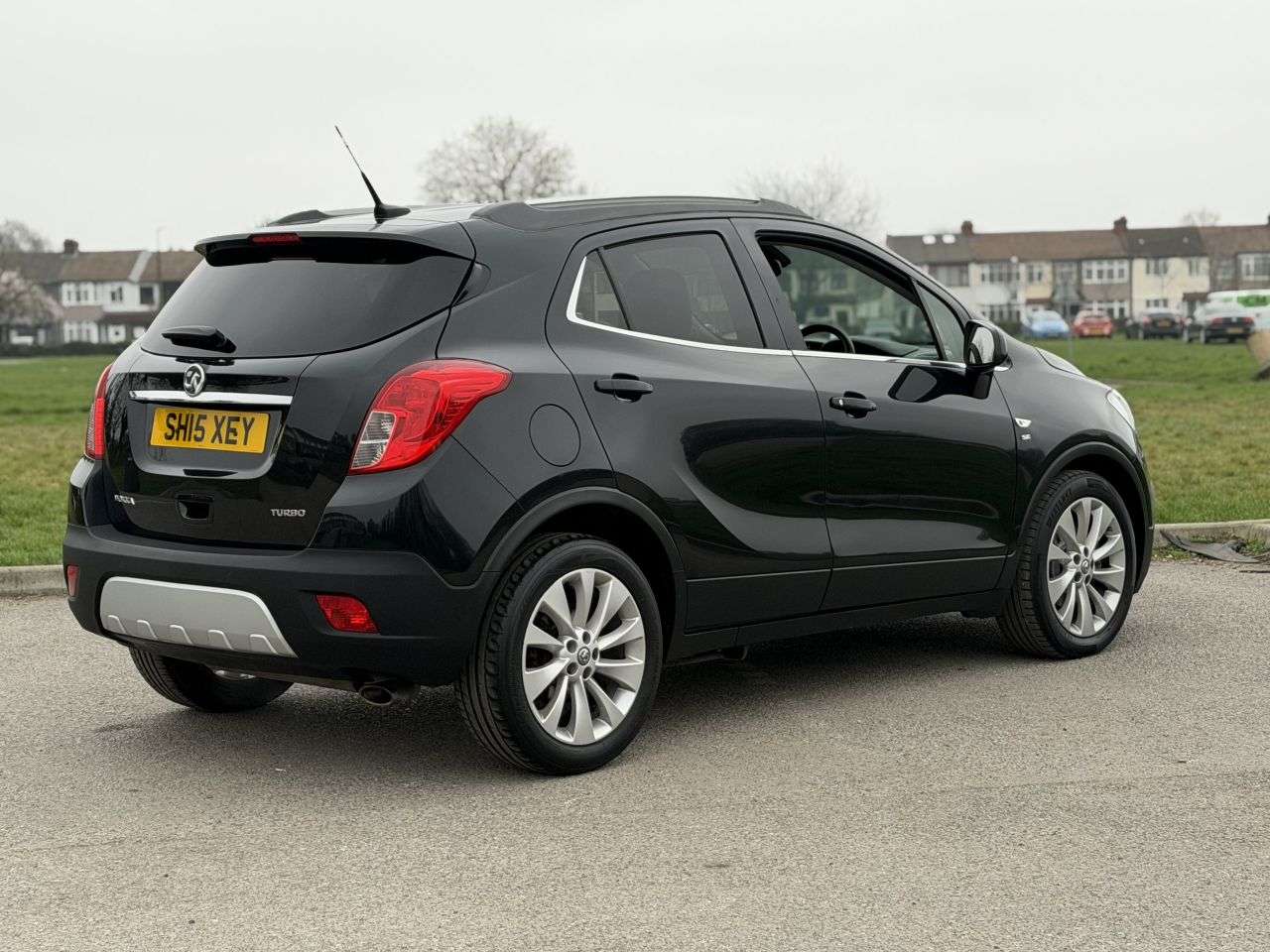 A 2015 VAUXHALL MOKKA 1.4i Turbo SE SUV 5dr Petrol Auto 2WD Euro 6 (140 ps) SERVICE HISTORY A 2015 VAUXHALL MOKKA 1.4i Turbo SE SUV 5dr Petrol Auto 2WD Euro 6 (140 ps) SERVICE HISTORY