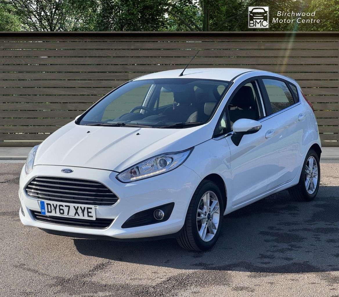 A 2017 FORD FIESTA 1.0T EcoBoost Zetec Hatchback 5dr Petrol Powershift Euro 6 (100 ps) A 2017 FORD FIESTA 1.0T EcoBoost Zetec Hatchback 5dr Petrol Powershift Euro 6 (100 ps)