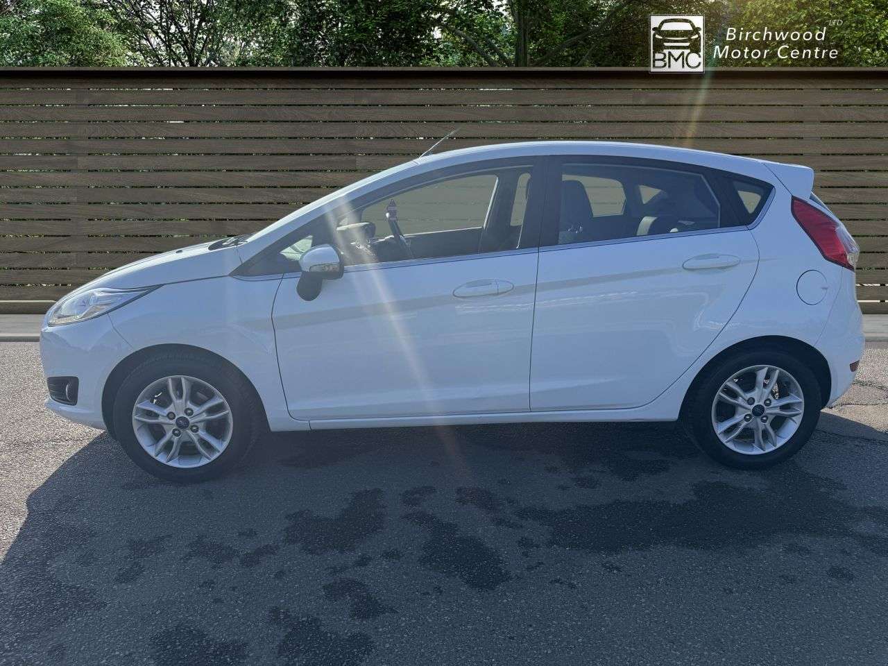 A 2017 FORD FIESTA 1.0T EcoBoost Zetec Hatchback 5dr Petrol Powershift Euro 6 (100 ps) A 2017 FORD FIESTA 1.0T EcoBoost Zetec Hatchback 5dr Petrol Powershift Euro 6 (100 ps)