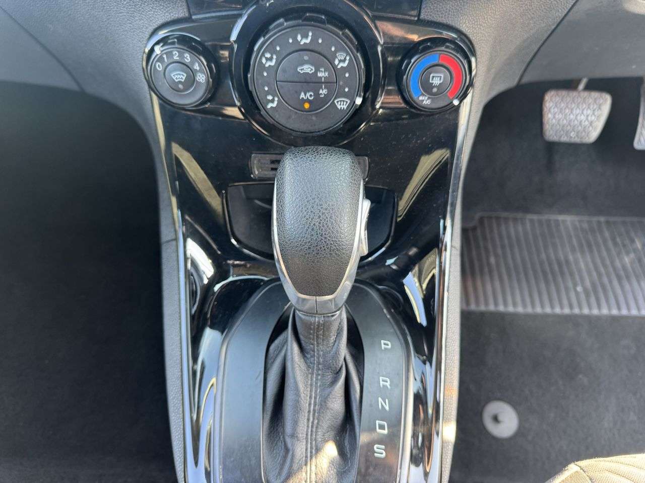 2017 FORD FIESTA 2017 FORD FIESTA