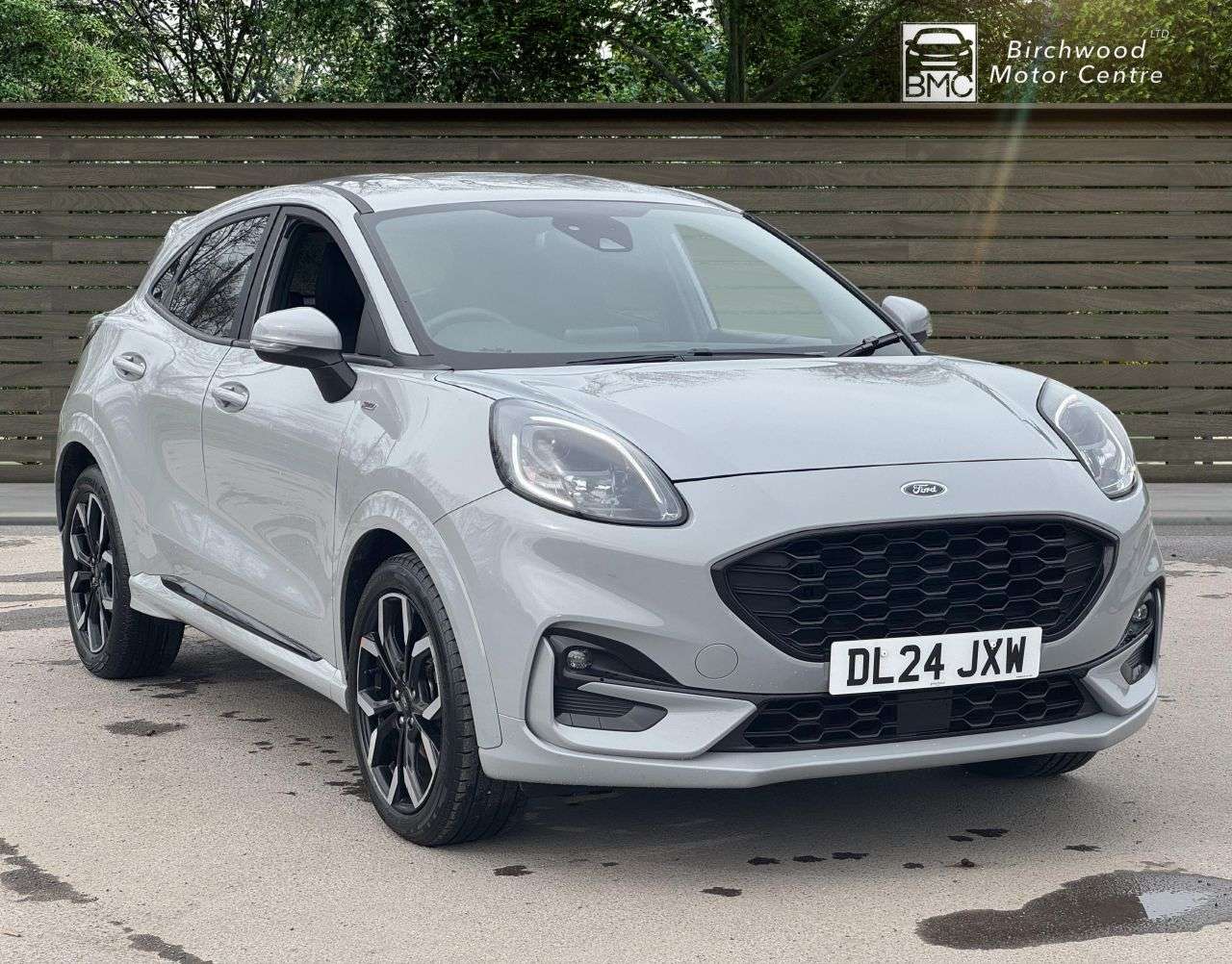 A 2024 FORD PUMA 1.0T EcoBoost MHEV ST-Line X SUV 5dr Petrol Hybrid DCT Euro 6 (s/s) (125 ps A 2024 FORD PUMA 1.0T EcoBoost MHEV ST-Line X SUV 5dr Petrol Hybrid DCT Euro 6 (s/s) (125 ps