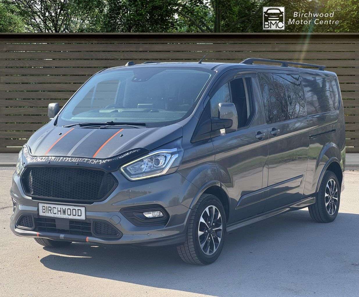 A 2021 FORD TRANSIT CUSTOM 2.0 320 EcoBlue Sport Crew Van Double Cab 5dr Diesel Manual L2 H1 Euro 6 (s A 2021 FORD TRANSIT CUSTOM 2.0 320 EcoBlue Sport Crew Van Double Cab 5dr Diesel Manual L2 H1 Euro 6 (s