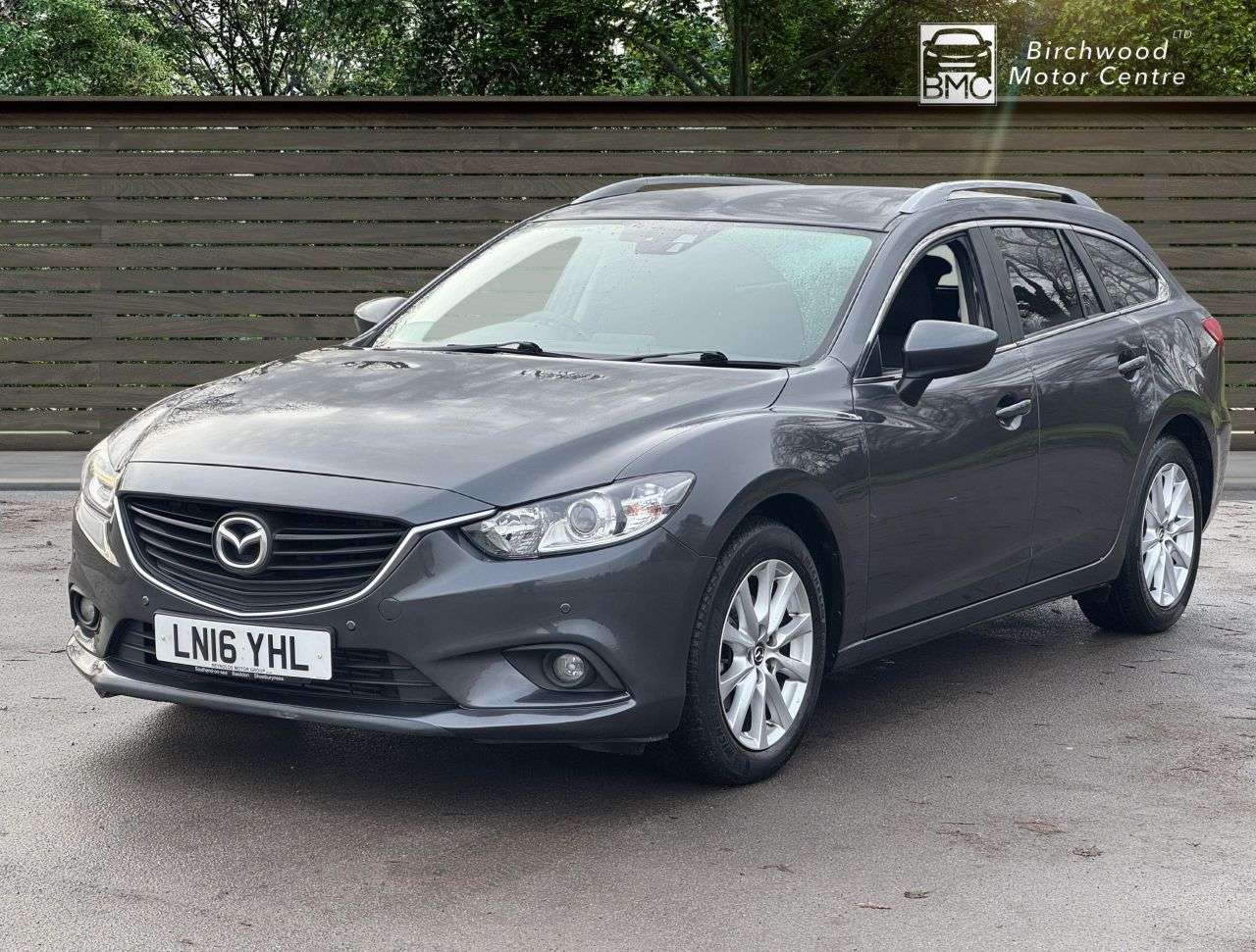 A 2016 MAZDA MAZDA6 2.2 SKYACTIV-D SE-L Nav Tourer 5dr Diesel Auto Euro 6 (s/s) (150 ps) SERVIC A 2016 MAZDA MAZDA6 2.2 SKYACTIV-D SE-L Nav Tourer 5dr Diesel Auto Euro 6 (s/s) (150 ps) SERVIC