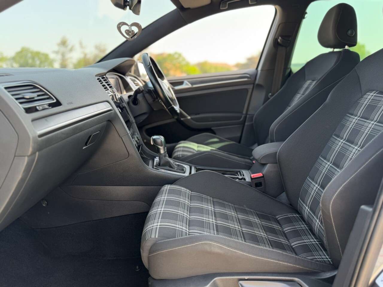 2019 VOLKSWAGEN GOLF 2019 VOLKSWAGEN GOLF