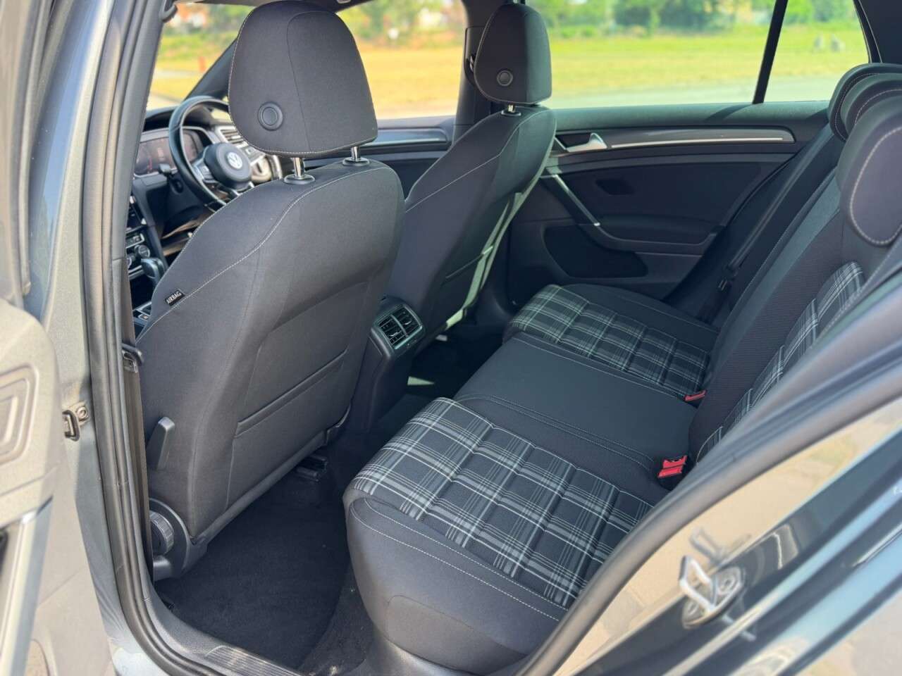 2019 VOLKSWAGEN GOLF 2019 VOLKSWAGEN GOLF
