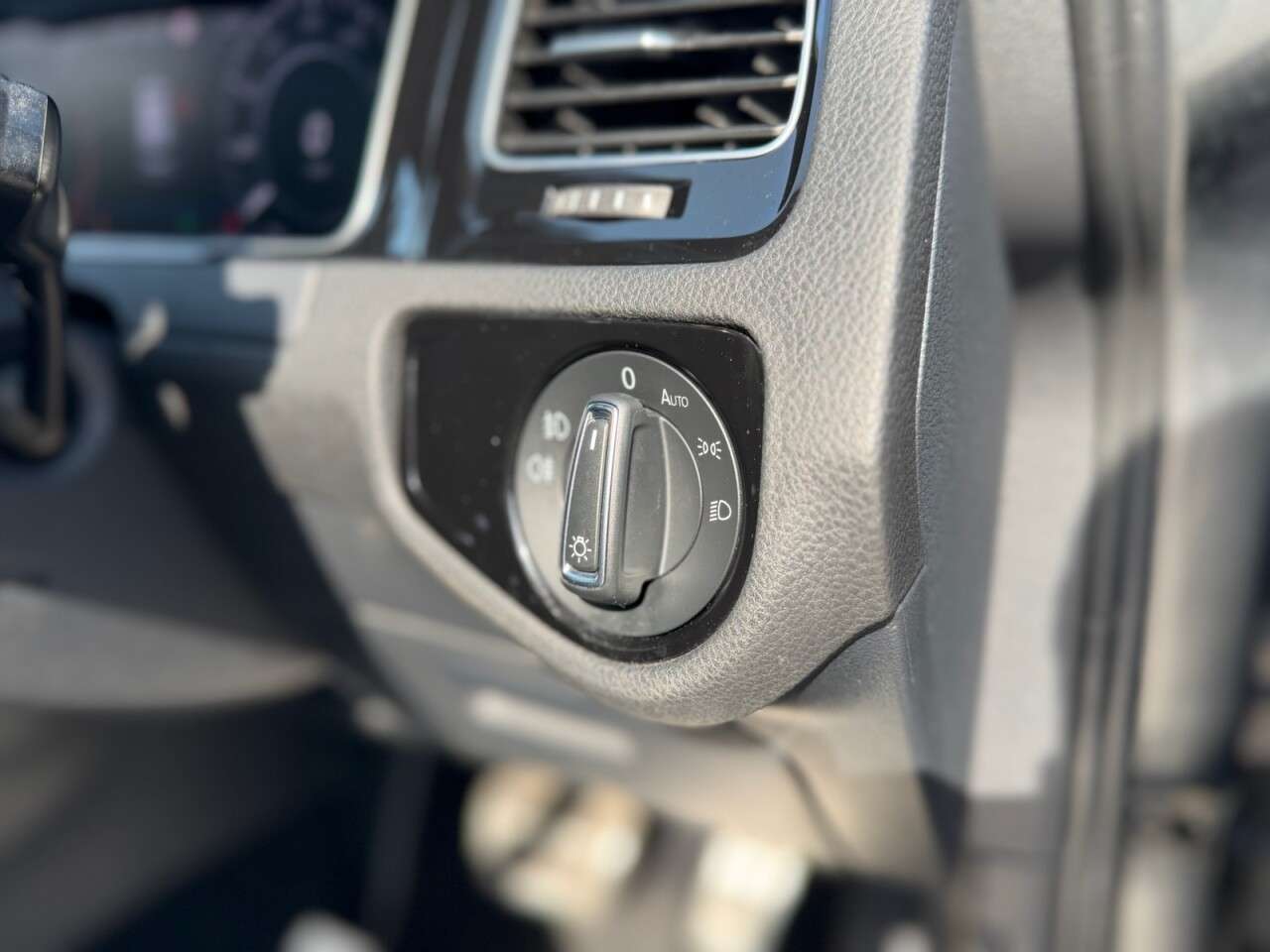 2019 VOLKSWAGEN GOLF 2019 VOLKSWAGEN GOLF