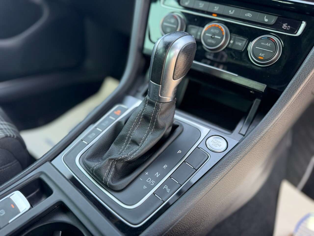 2019 VOLKSWAGEN GOLF 2019 VOLKSWAGEN GOLF