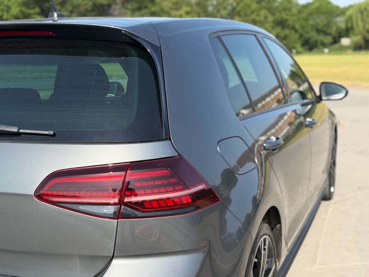 2019 VOLKSWAGEN GOLF 2019 VOLKSWAGEN GOLF