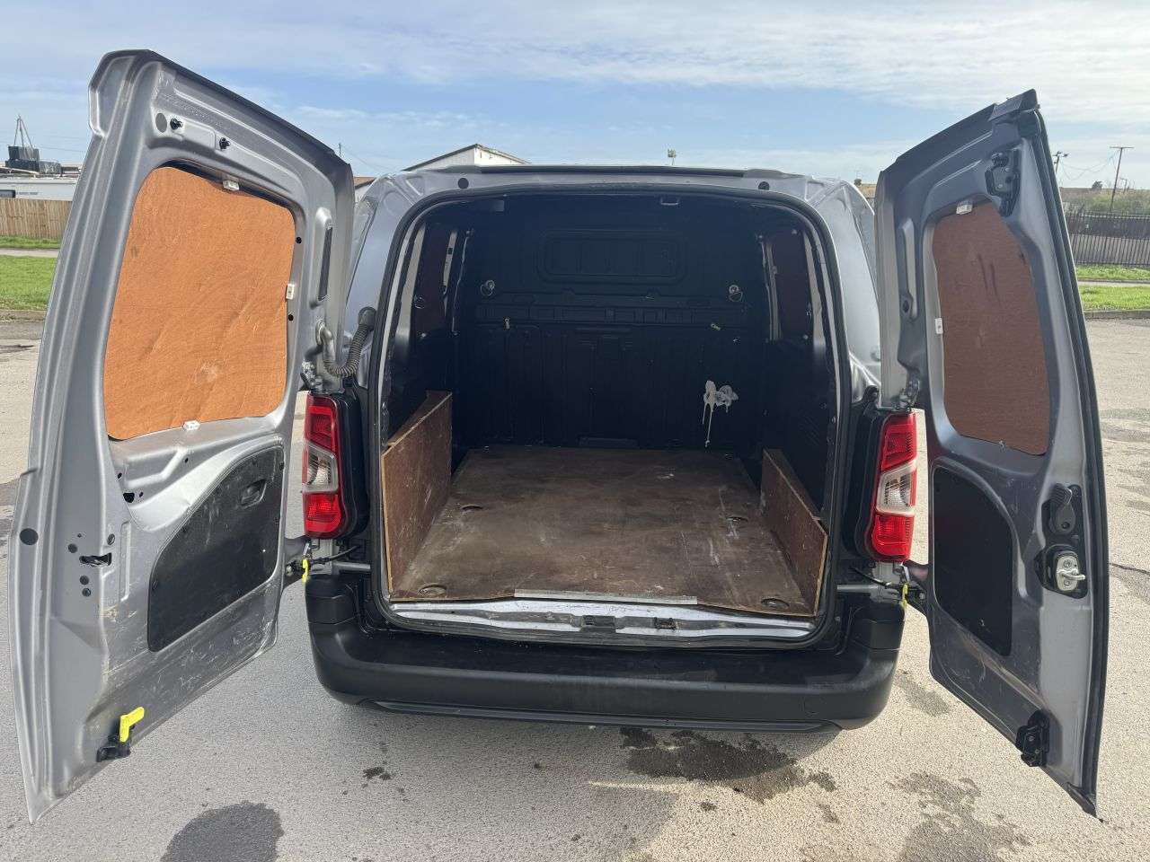 2019 PEUGEOT PARTNER 2019 PEUGEOT PARTNER