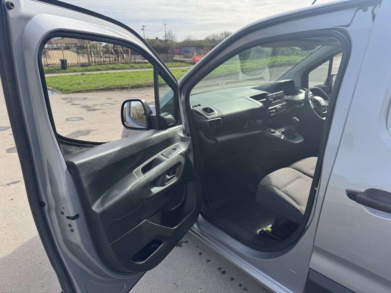 2019 PEUGEOT PARTNER 2019 PEUGEOT PARTNER