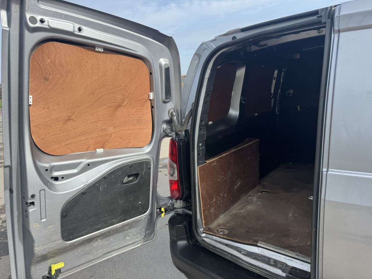 2019 PEUGEOT PARTNER 2019 PEUGEOT PARTNER