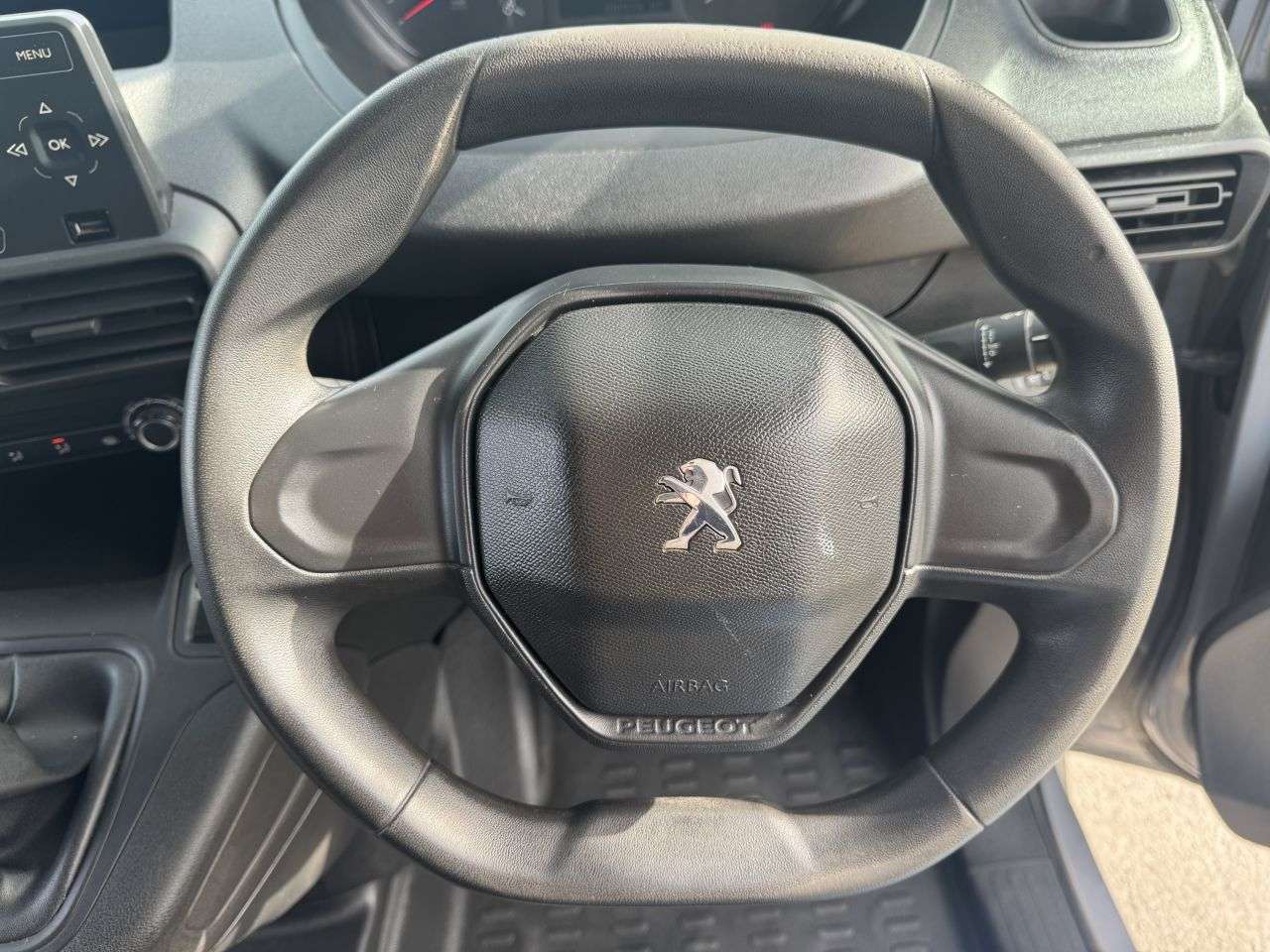 2019 PEUGEOT PARTNER 2019 PEUGEOT PARTNER