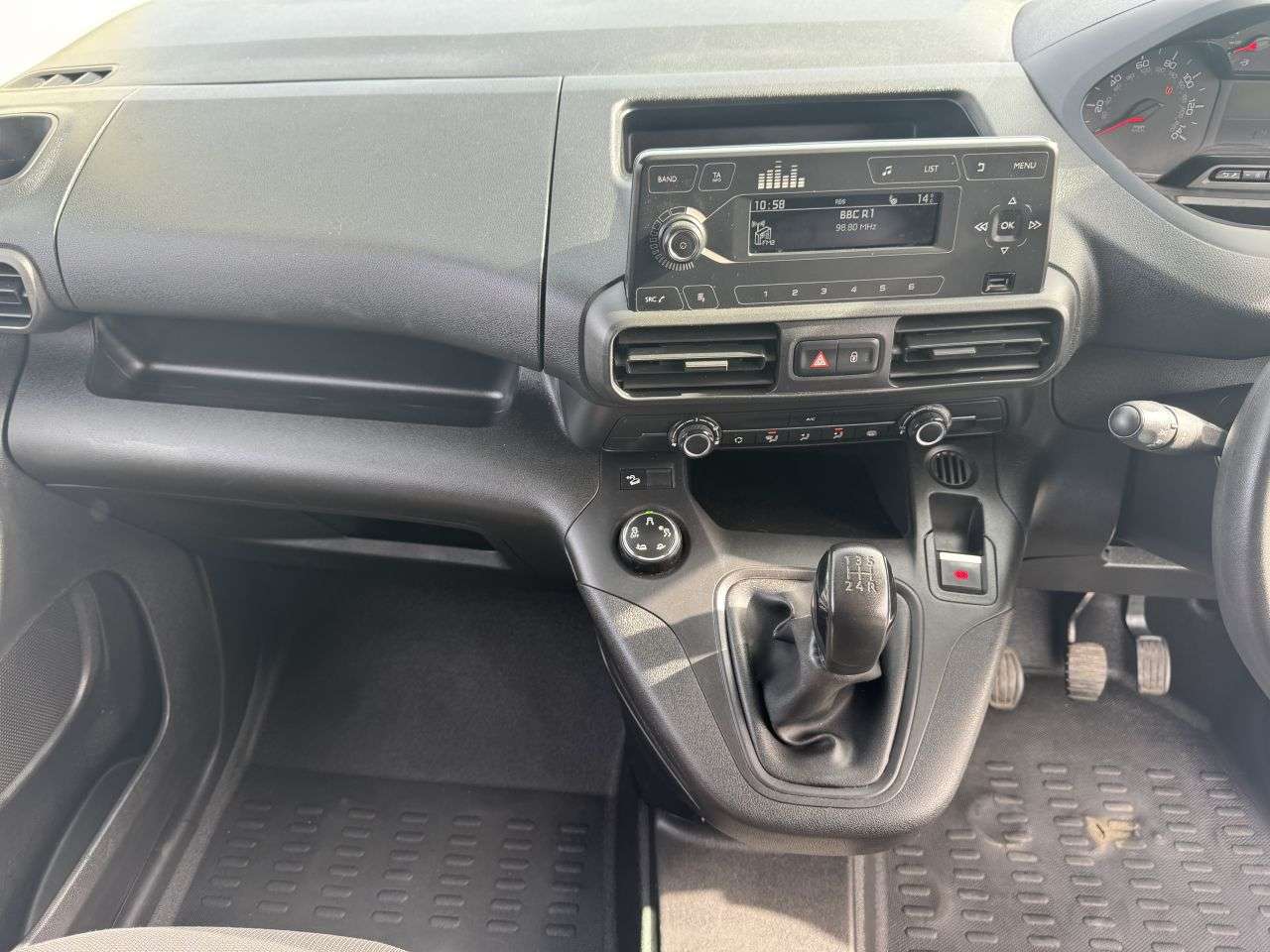 2019 PEUGEOT PARTNER 2019 PEUGEOT PARTNER