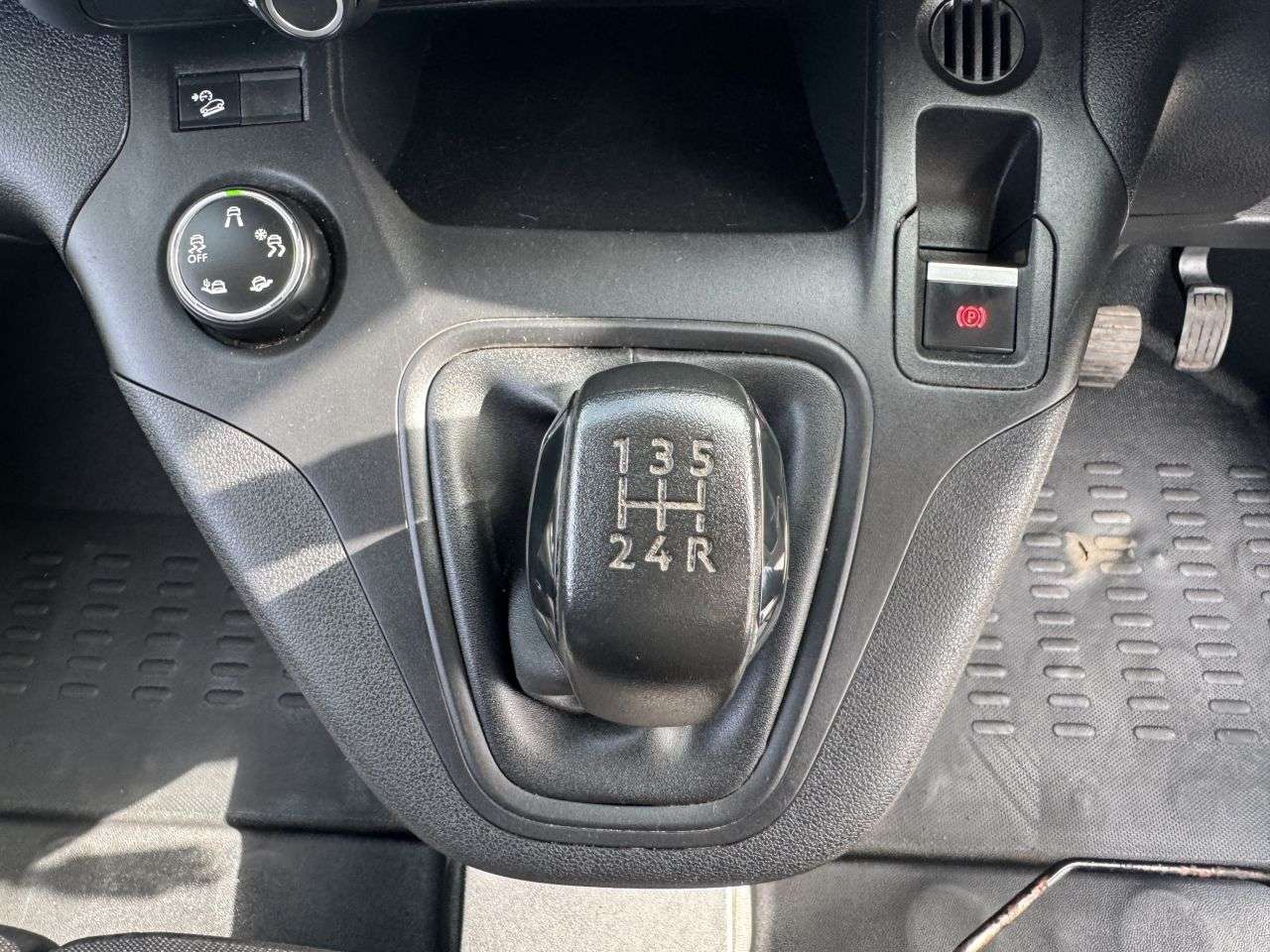 2019 PEUGEOT PARTNER 2019 PEUGEOT PARTNER