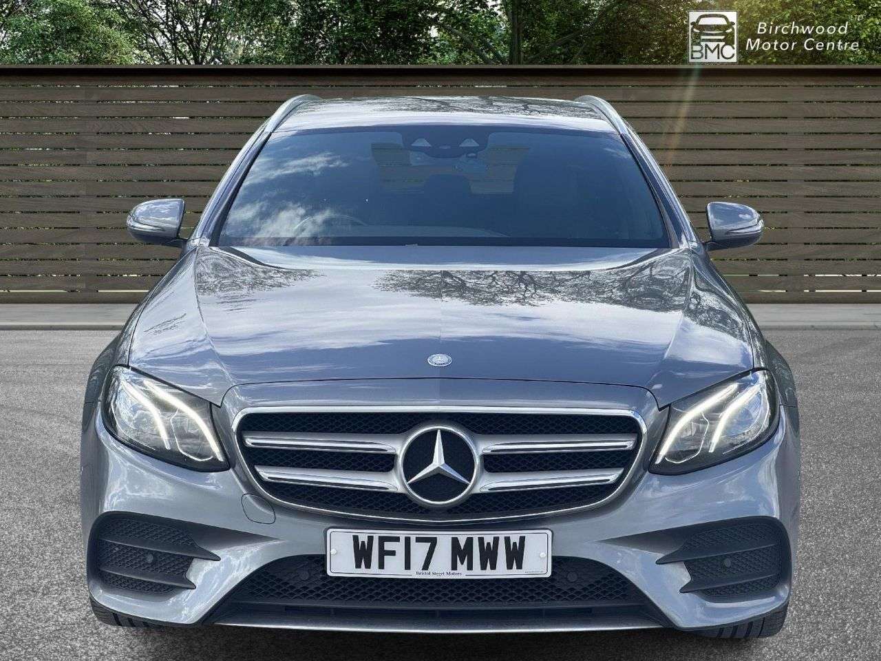 A 2017 MERCEDES-BENZ E-CLASS 2.0 E220d AMG Line Estate 5dr Diesel G-Tronic+ Euro 6 (s/s) (194 ps) SERVIC A 2017 MERCEDES-BENZ E-CLASS 2.0 E220d AMG Line Estate 5dr Diesel G-Tronic+ Euro 6 (s/s) (194 ps) SERVIC