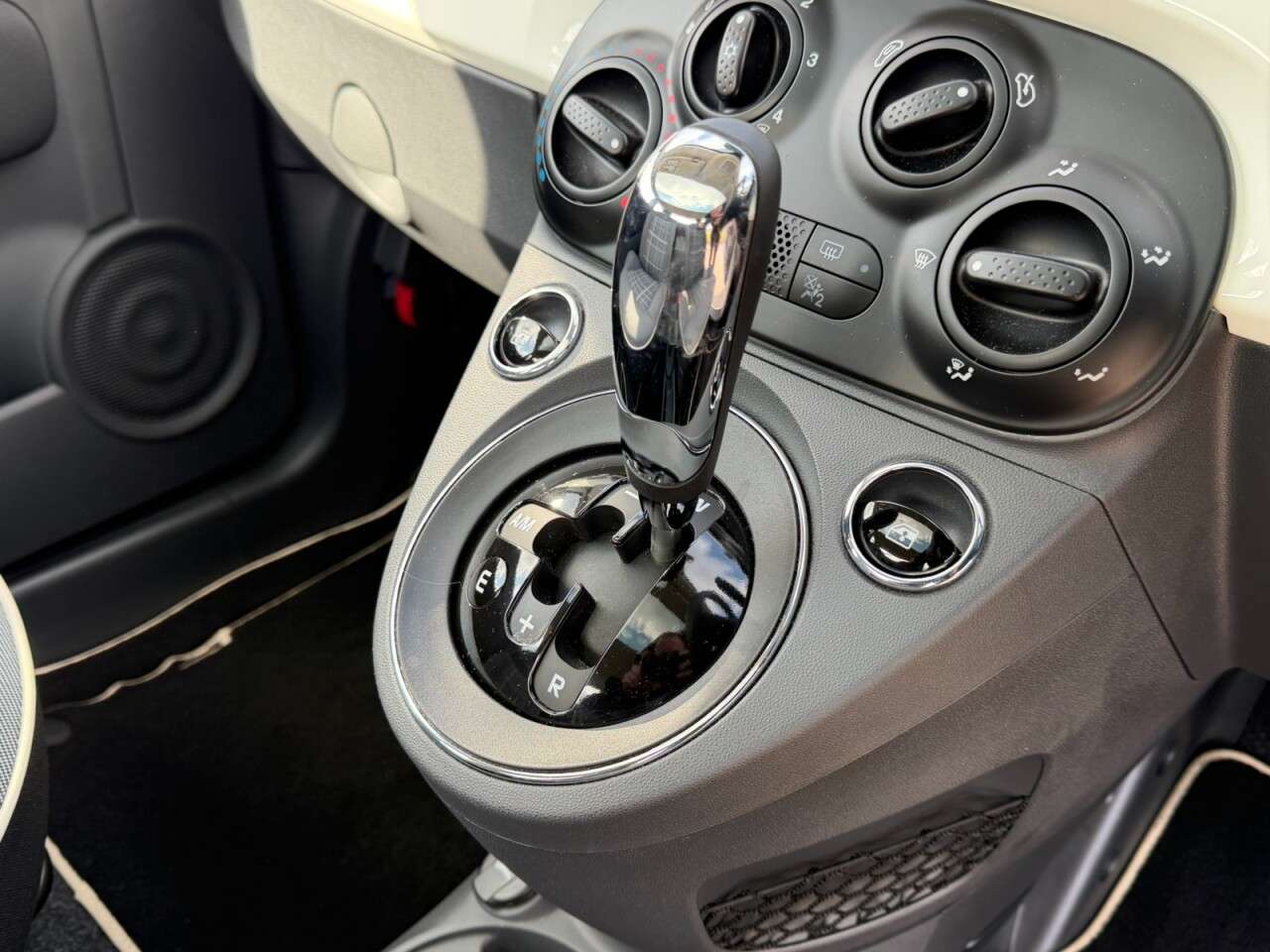 2016 FIAT 500 2016 FIAT 500