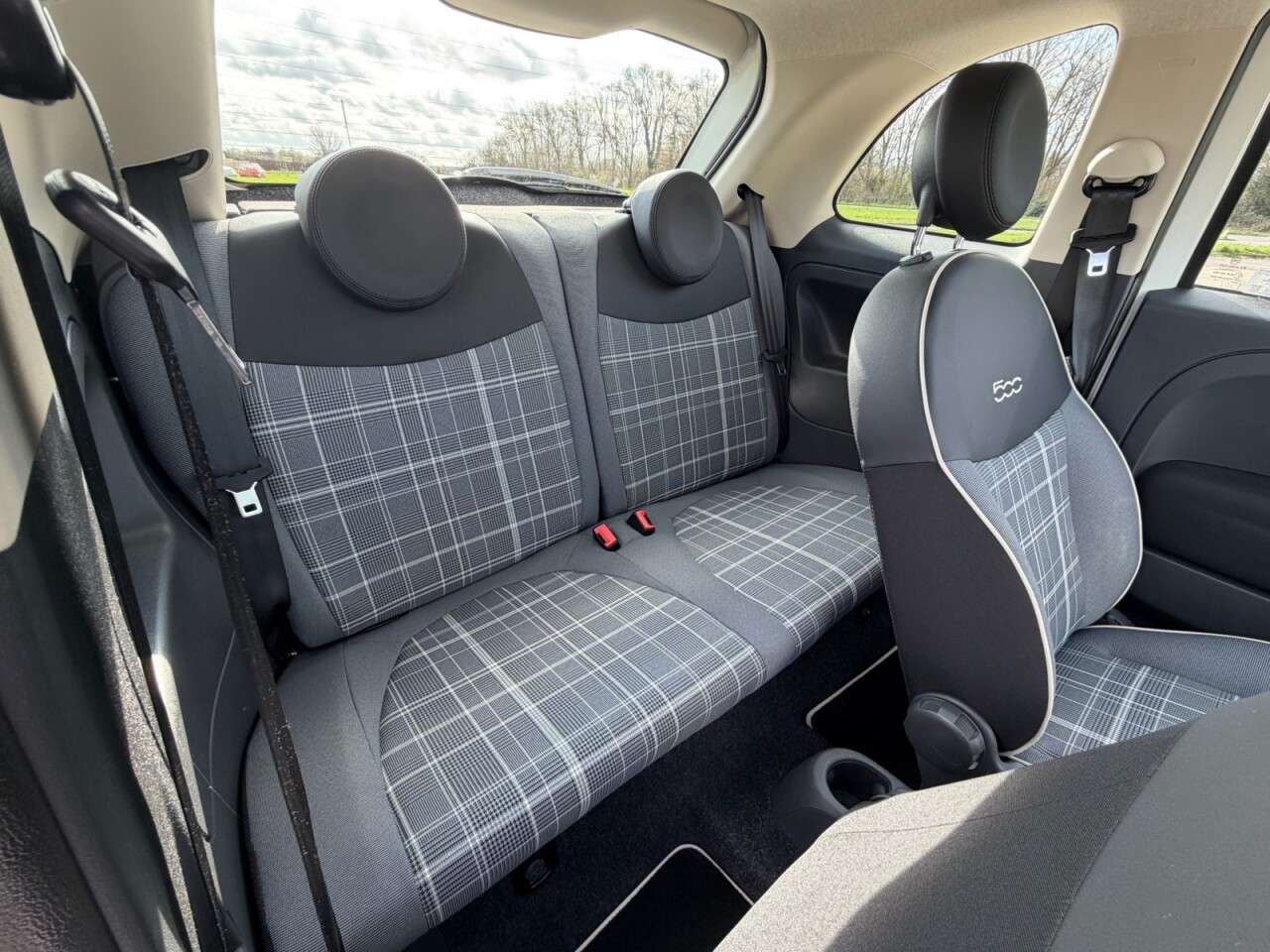 2016 FIAT 500 2016 FIAT 500