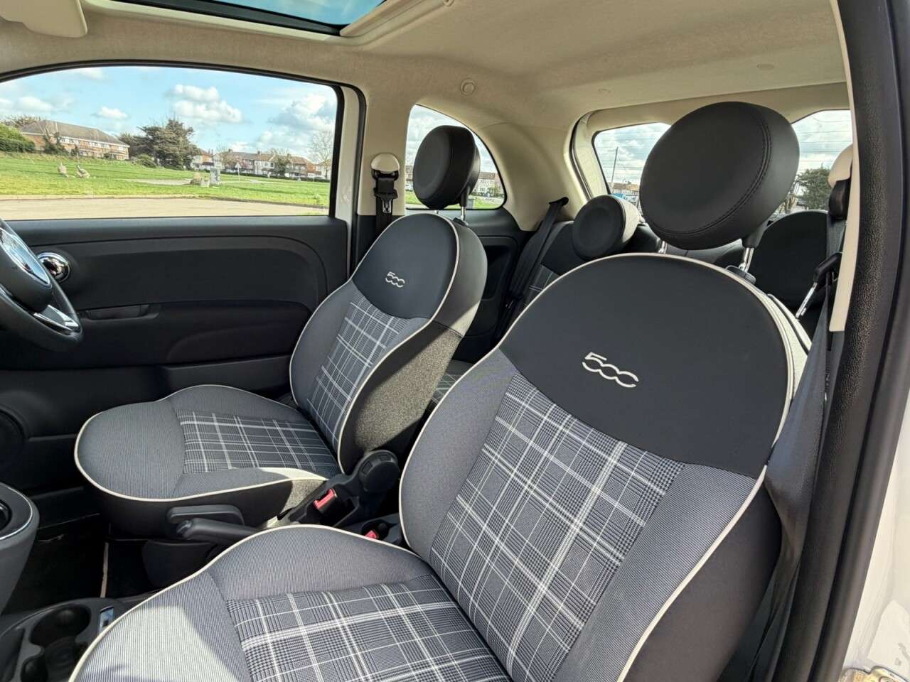 2016 FIAT 500 2016 FIAT 500