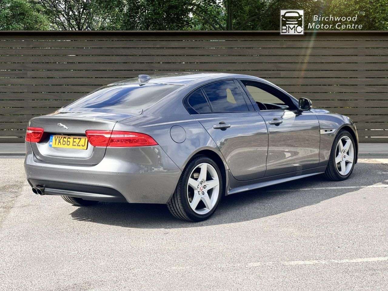 2016 JAGUAR XE 2016 JAGUAR XE