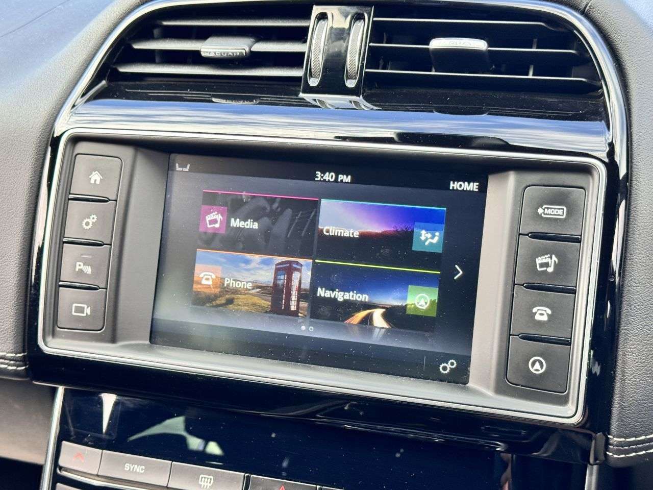 2016 JAGUAR XE 2016 JAGUAR XE