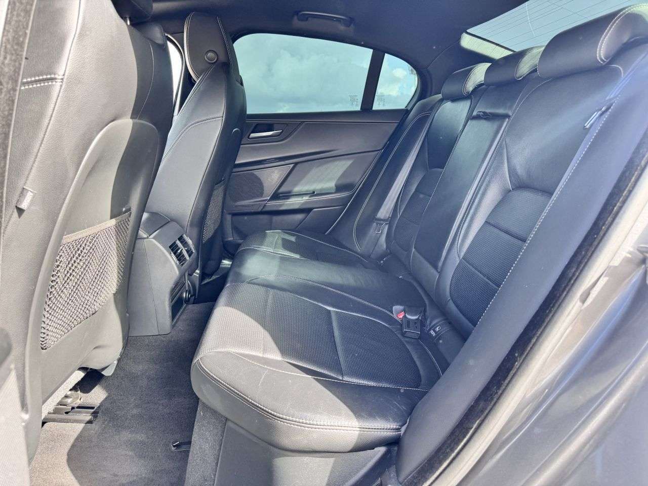 2016 JAGUAR XE 2016 JAGUAR XE