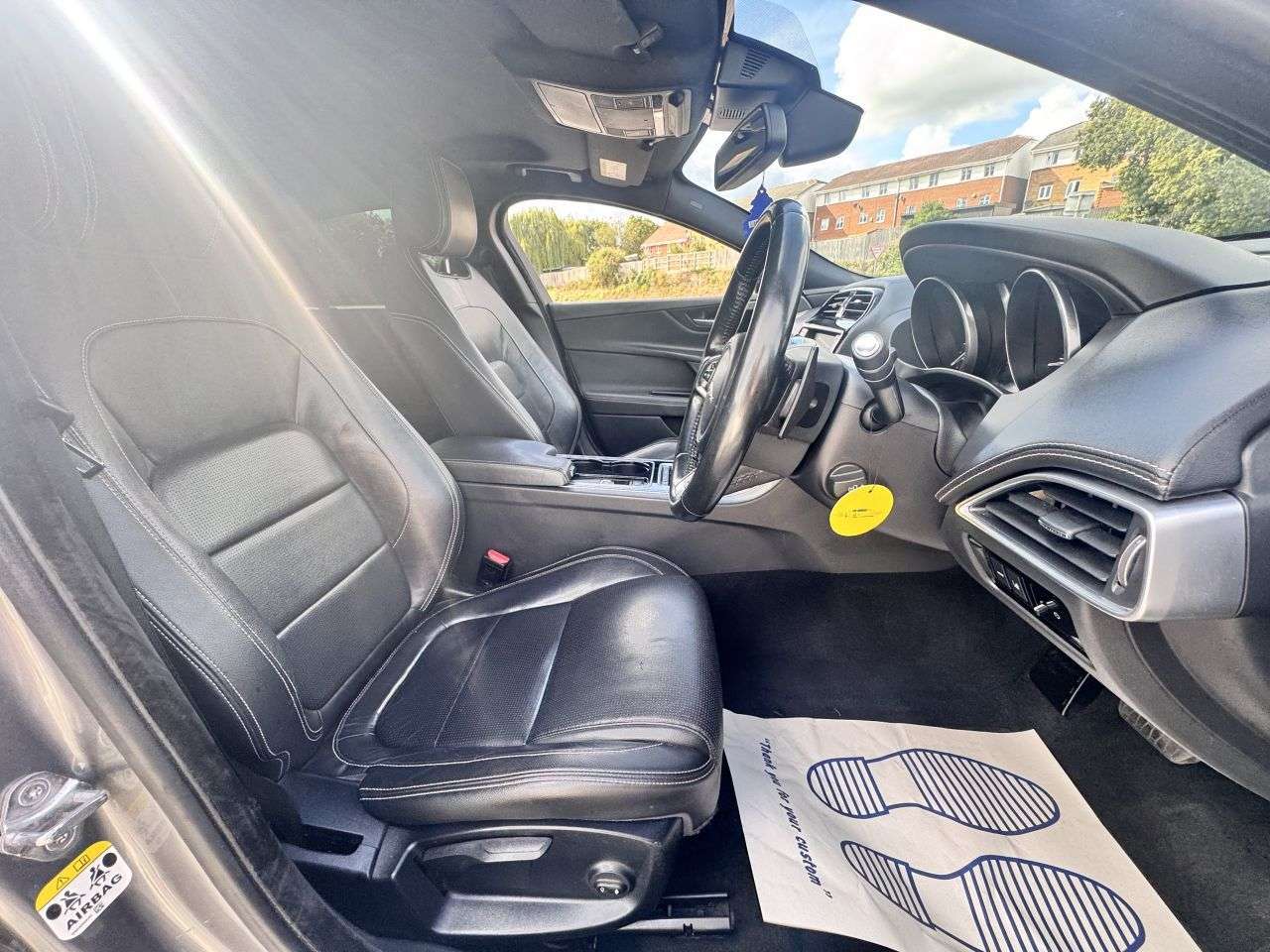 2016 JAGUAR XE 2016 JAGUAR XE