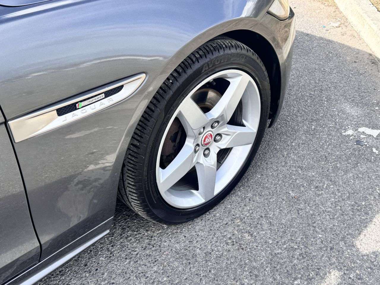 2016 JAGUAR XE 2016 JAGUAR XE