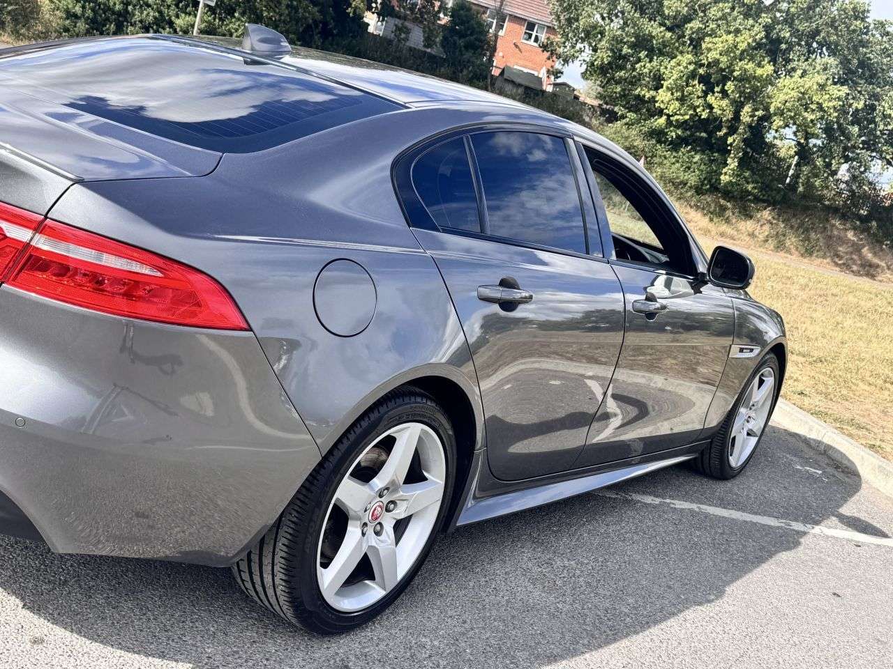 2016 JAGUAR XE 2016 JAGUAR XE