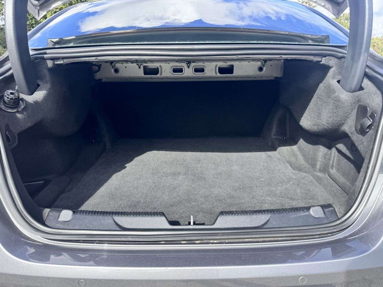 2016 JAGUAR XE 2016 JAGUAR XE