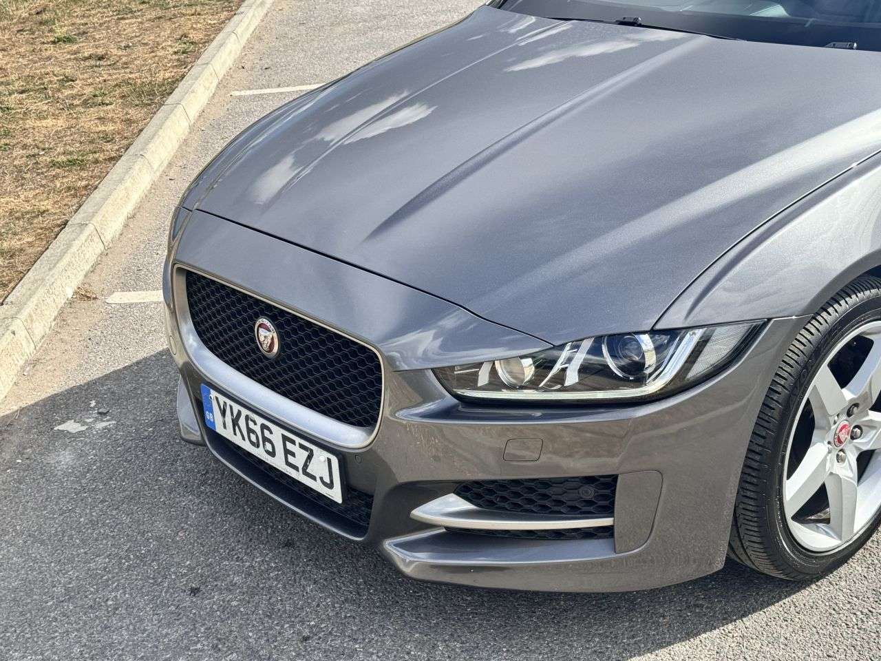 2016 JAGUAR XE 2016 JAGUAR XE