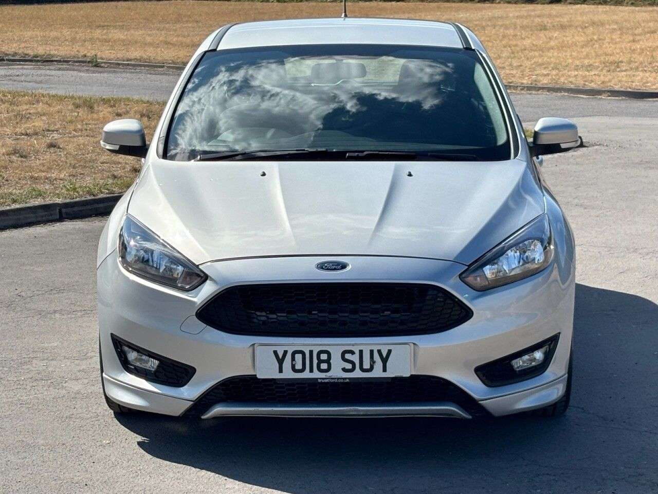 A 2018 FORD FOCUS 1.0T EcoBoost ST-Line Hatchback 5dr Petrol Manual Euro 6 (s/s) (140 ps) A 2018 FORD FOCUS 1.0T EcoBoost ST-Line Hatchback 5dr Petrol Manual Euro 6 (s/s) (140 ps)