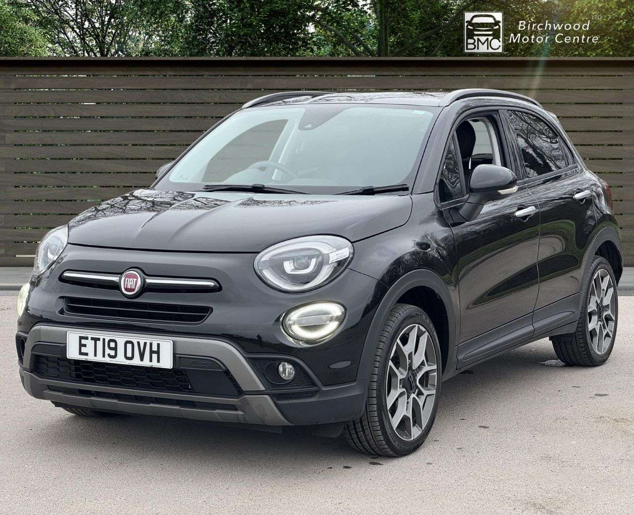 A 2019 FIAT 500X 1.0 FireFly Turbo MultiAir Cross Plus SUV 5dr Petrol Manual Euro 6 (s/s) (1 A 2019 FIAT 500X 1.0 FireFly Turbo MultiAir Cross Plus SUV 5dr Petrol Manual Euro 6 (s/s) (1