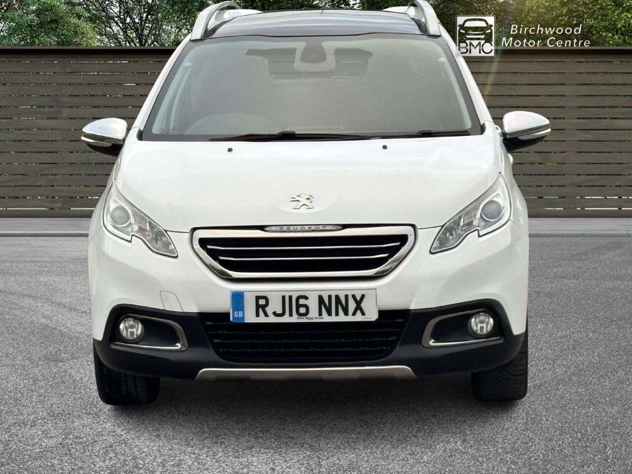 A 2016 PEUGEOT 2008 1.2L 5d 130 BHP A 2016 PEUGEOT 2008 1.2L 5d 130 BHP